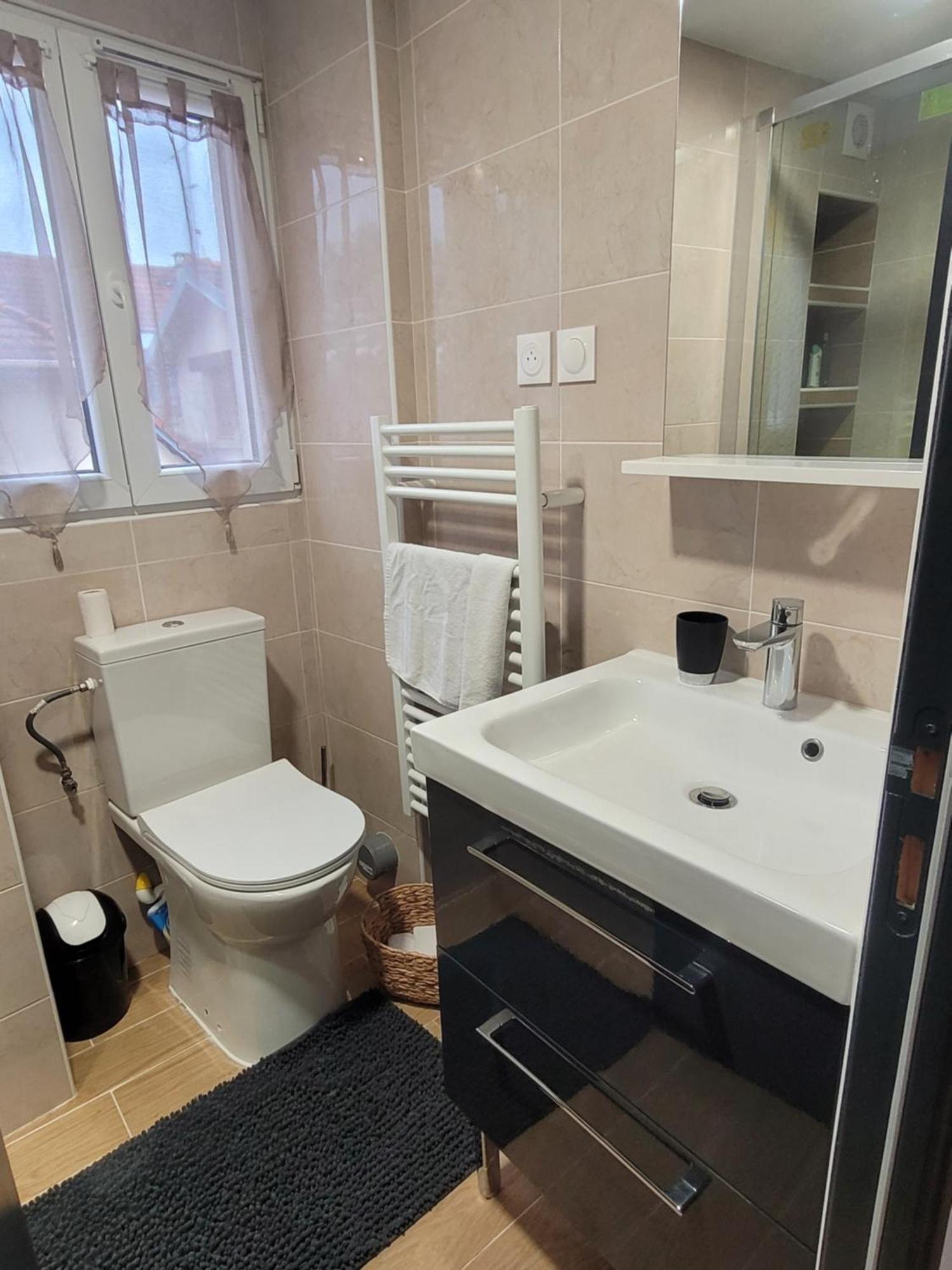 Appartement Prive A 15Mn De Paris Et Proche Enghien Les Bains Groslay Bagian luar foto